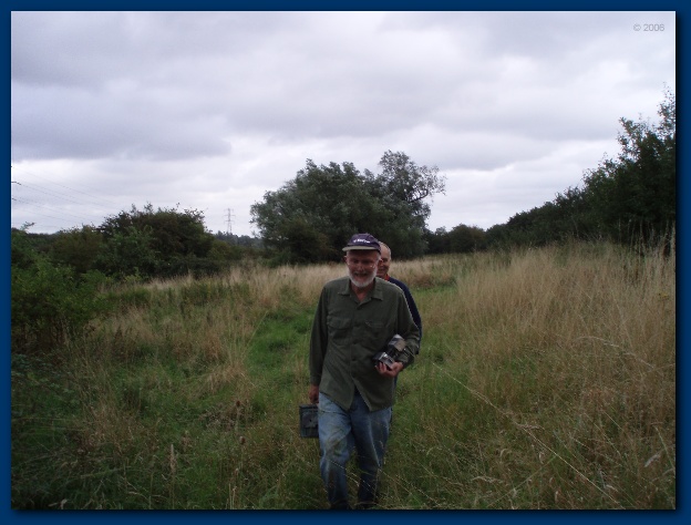 600x449 pixels (106K)